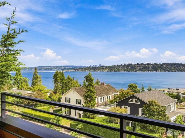 3715 Cascadia Avenue S, Seattle WA 98144