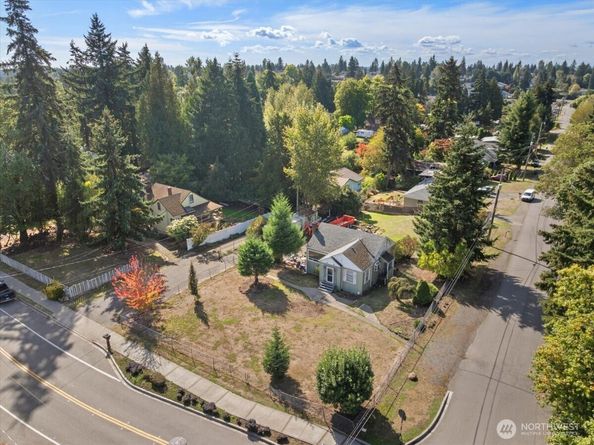 12005 5th Avenue S, Seattle WA 98168