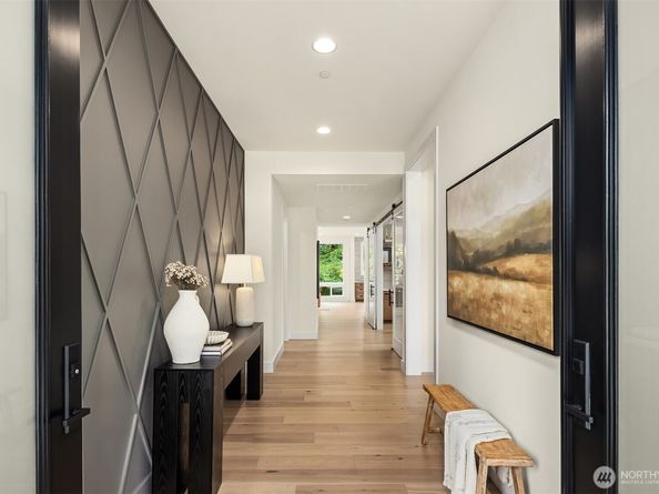 1531 158th Court SE, Bellevue WA 98008