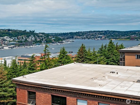 530 Melrose Avenue E 605, Seattle WA 98102