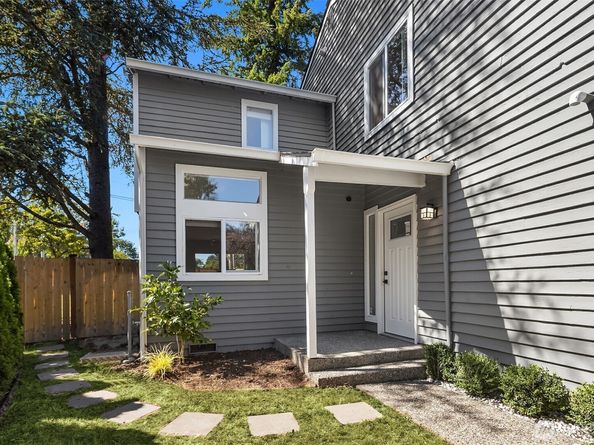 13216 NE 139th Place, Kirkland WA 98034