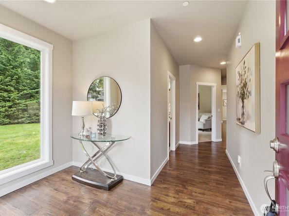 16005 74th Avenue NE, Kenmore WA 98028