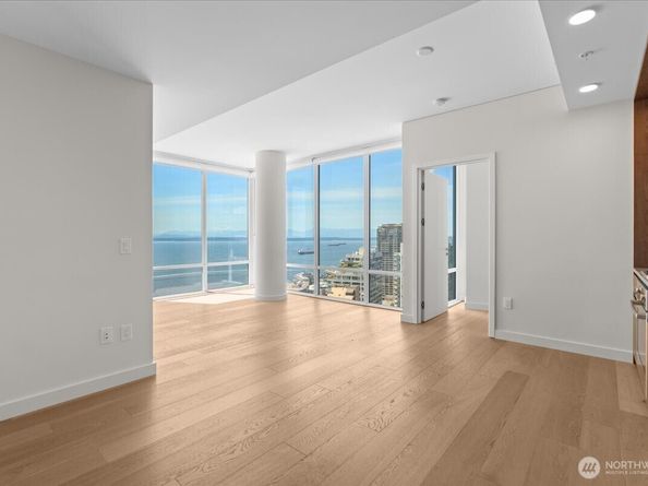 121 stewart Street 2507, Seattle WA 98101