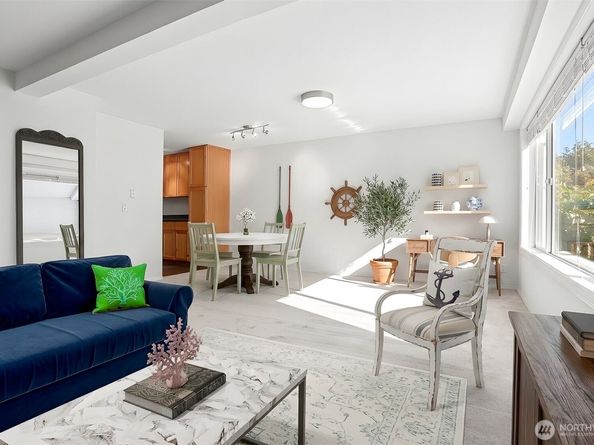 14300 32nd Avenue NE 107, Seattle WA 98125