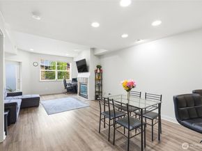 1000 Cabin Creek Lane SW B106, Issaquah WA 98027