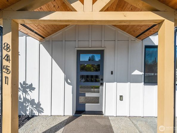 8451 18th Avenue SW, Seattle WA 98106