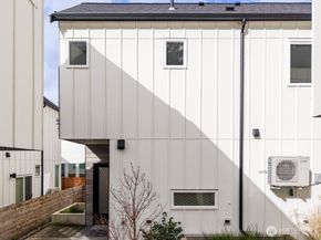 10350 Wallingford Avenue N B, Seattle WA 98133