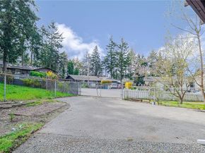 3319 S 249th Place, Kent WA 98032