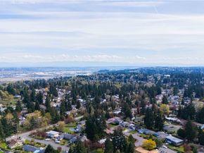 3319 S 249th Place, Kent WA 98032