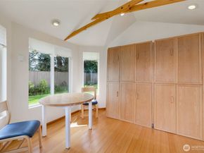 10520 11th Avenue NW, Seattle WA 98177