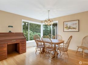 10520 11th Avenue NW, Seattle WA 98177