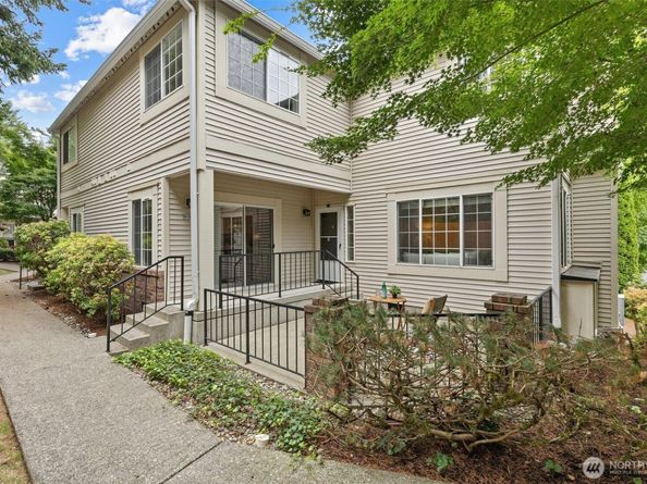 10909 Avondale Road NE R170, Redmond WA 98052