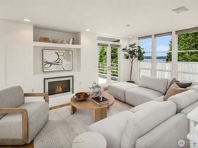 1023 14th Place W, Kirkland WA 98033