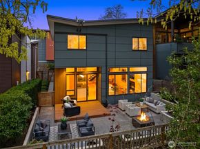305 24th Avenue E, Seattle WA 98112