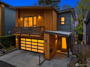 305 24th Avenue E, Seattle WA 98112