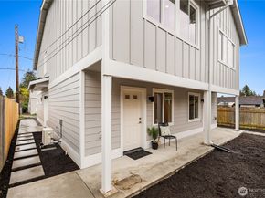 2417 Harrison Avenue C, Everett WA 98201