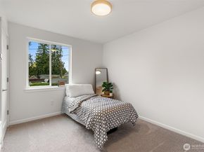 2417 Harrison Avenue C, Everett WA 98201