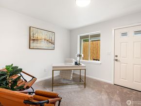 2417 Harrison Avenue C, Everett WA 98201
