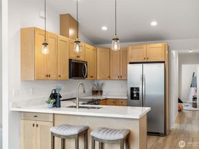 2417 Harrison Avenue C, Everett WA 98201