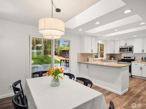 23705 7th Avenue W, Bothell WA 98021