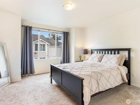 11856 NE 162nd Lane 94, Bothell WA 98011