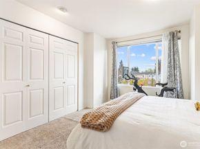 11856 NE 162nd Lane 94, Bothell WA 98011
