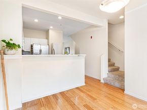 11856 NE 162nd Lane 94, Bothell WA 98011