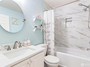 11856 NE 162nd Lane 94, Bothell WA 98011