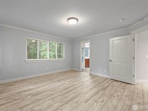 9106 172nd Avenue NE, Redmond WA 98052