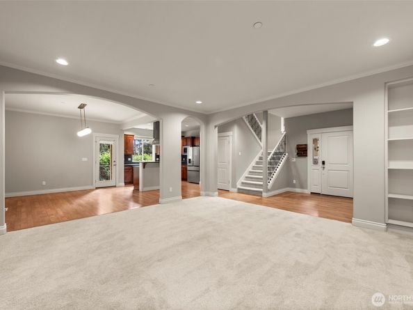 9106 172nd Avenue NE, Redmond WA 98052