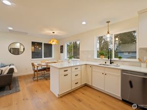 2725 NE 87th Street, Seattle WA 98115
