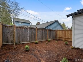 2725 NE 87th Street, Seattle WA 98115