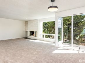 3424 25th Avenue W 201, Seattle WA 98199