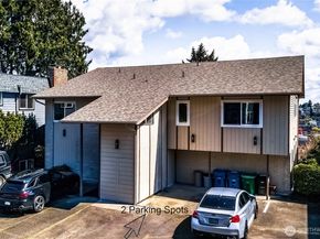 3424 25th Avenue W 201, Seattle WA 98199