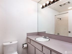 3424 25th Avenue W 201, Seattle WA 98199