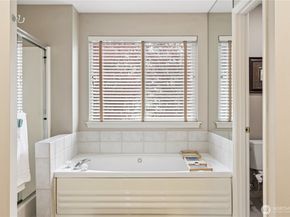 1620 Highland Terrace Court, Mukilteo WA 98275