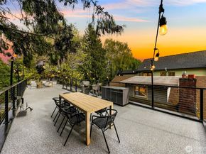 2424 Federal Avenue E, Seattle WA 98102