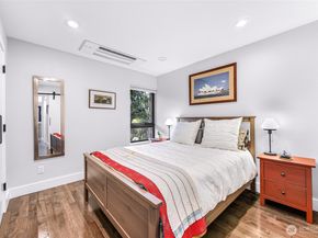 2424 Federal Avenue E, Seattle WA 98102