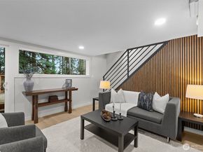 3901 151st Avenue SE, Bellevue WA 98006