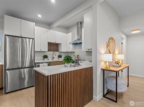 3901 151st Avenue SE, Bellevue WA 98006