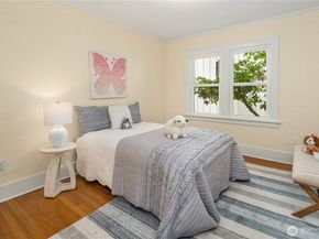 6216 33rd Avenue NE, Seattle WA 98115