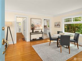 6216 33rd Avenue NE, Seattle WA 98115