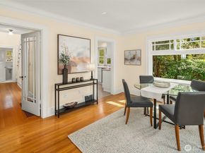 6216 33rd Avenue NE, Seattle WA 98115