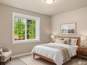 8718 124TH Avenue NE, Kirkland WA 98033