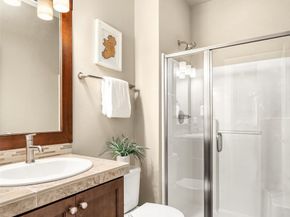 8718 124TH Avenue NE, Kirkland WA 98033