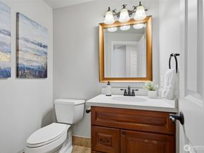 12708 NE 97th Place, Kirkland WA 98033