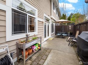 8630 113th Lane NE, Kirkland WA 98033