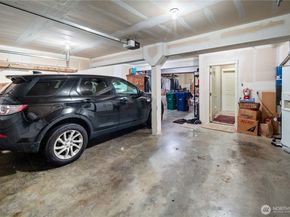 8630 113th Lane NE, Kirkland WA 98033