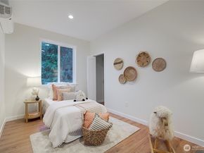 7008 Linden Avenue N, Seattle WA 98103