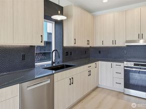 4517 E 35th Avenue S, Seattle WA 98118